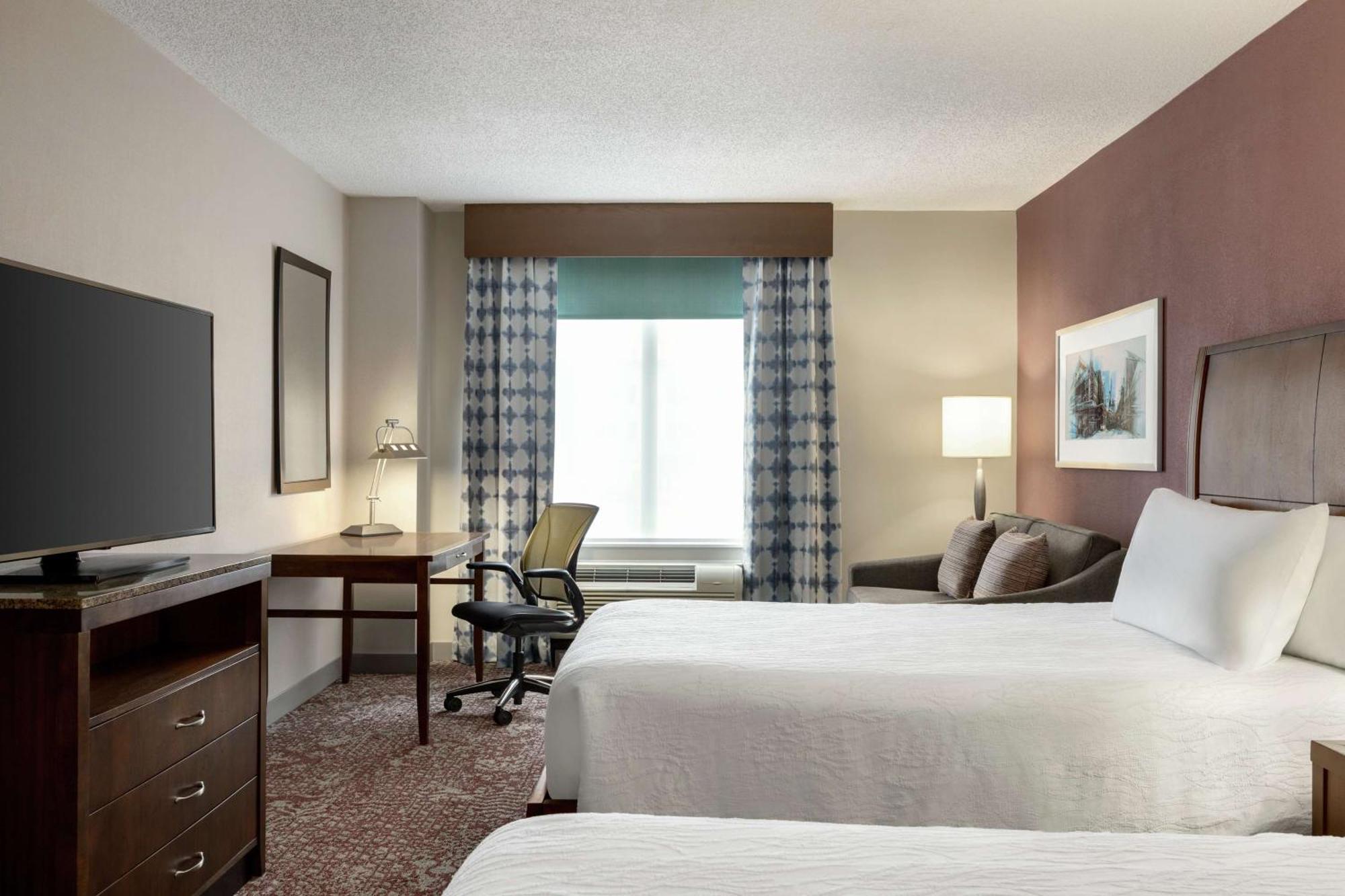 Hilton Garden Inn Louisville Downtown Exteriör bild